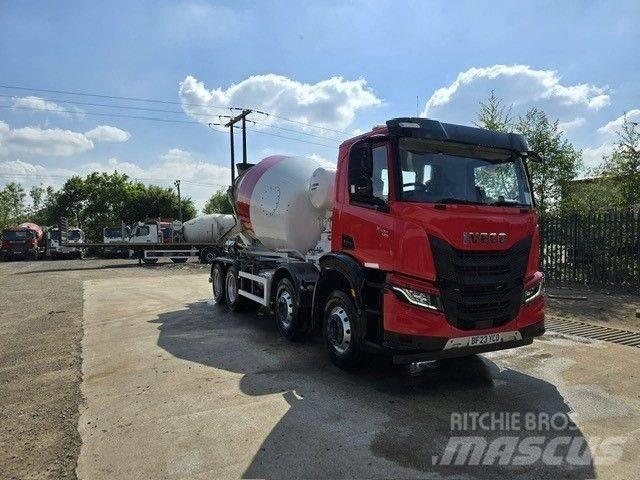 Iveco X-Way 420 Camion malaxeur