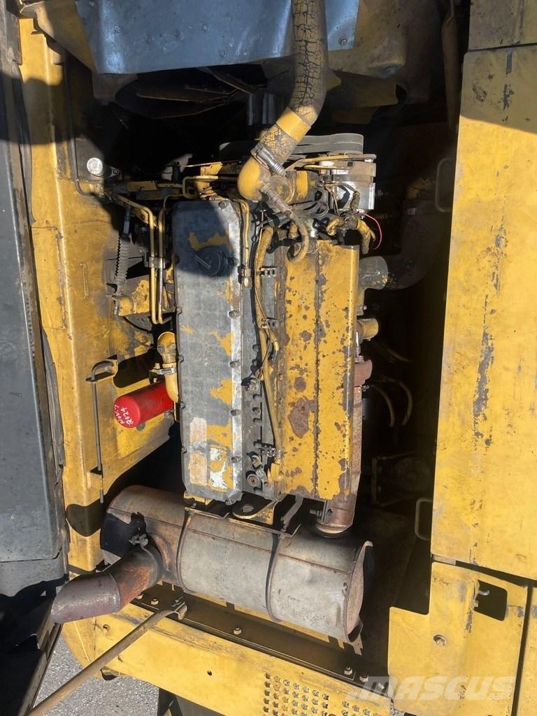 CAT 325 B L Pelle sur chenilles