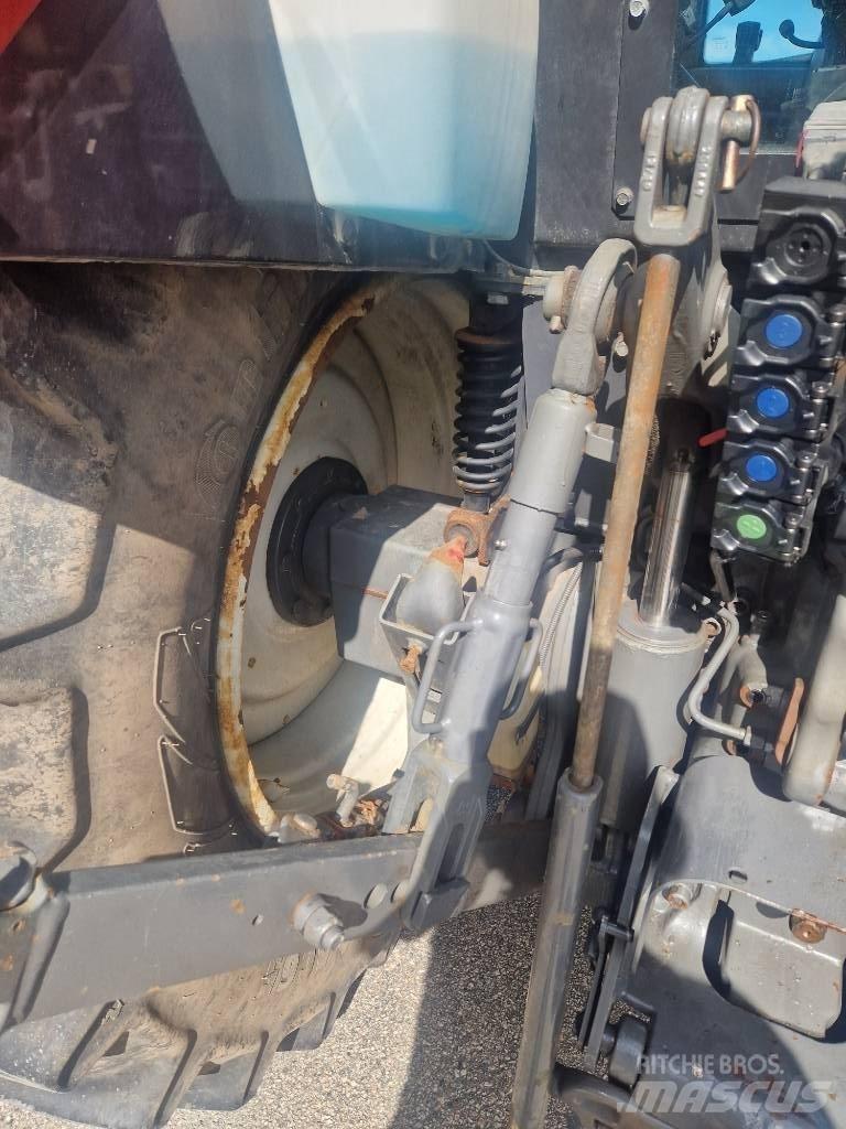 Valtra N143 Tracteur