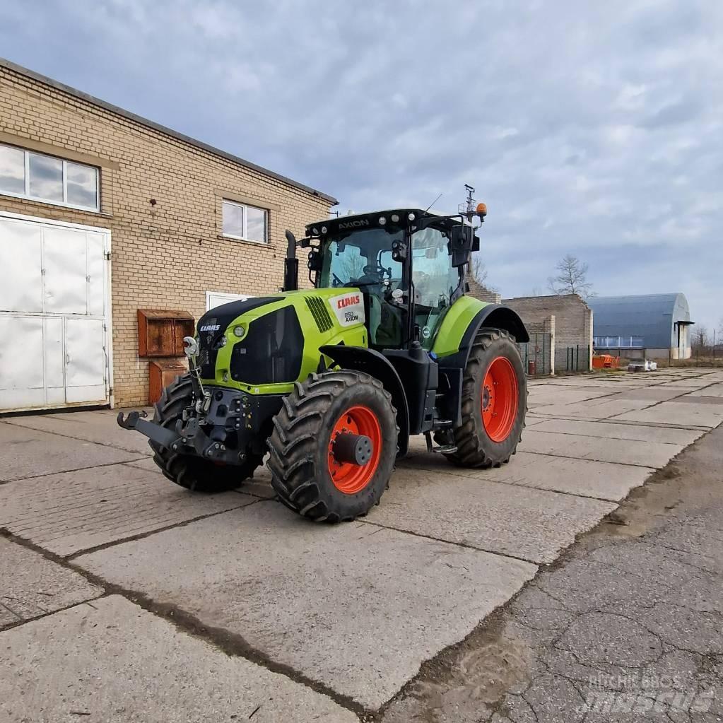 CLAAS Axion 850 Tracteur