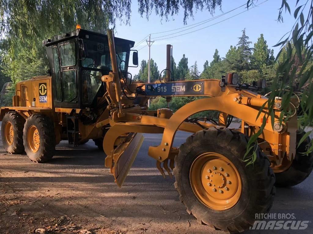SEM SEM/CAT 915 Niveleuse