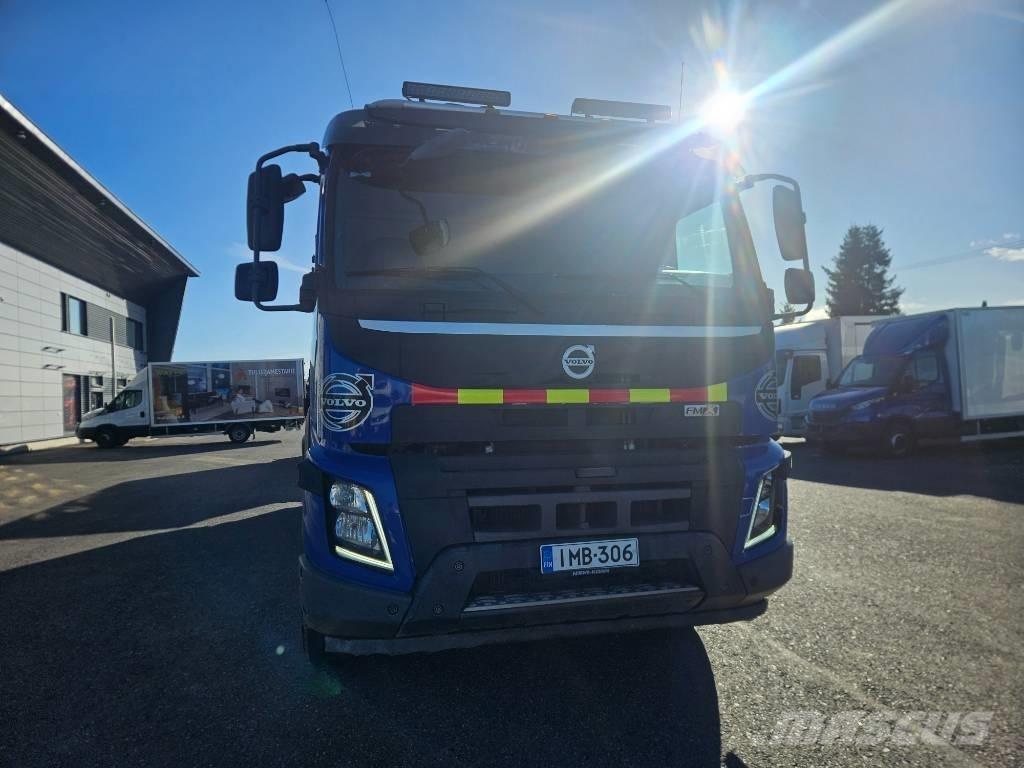 Volvo FMX 13 500 8X4 Camion benne