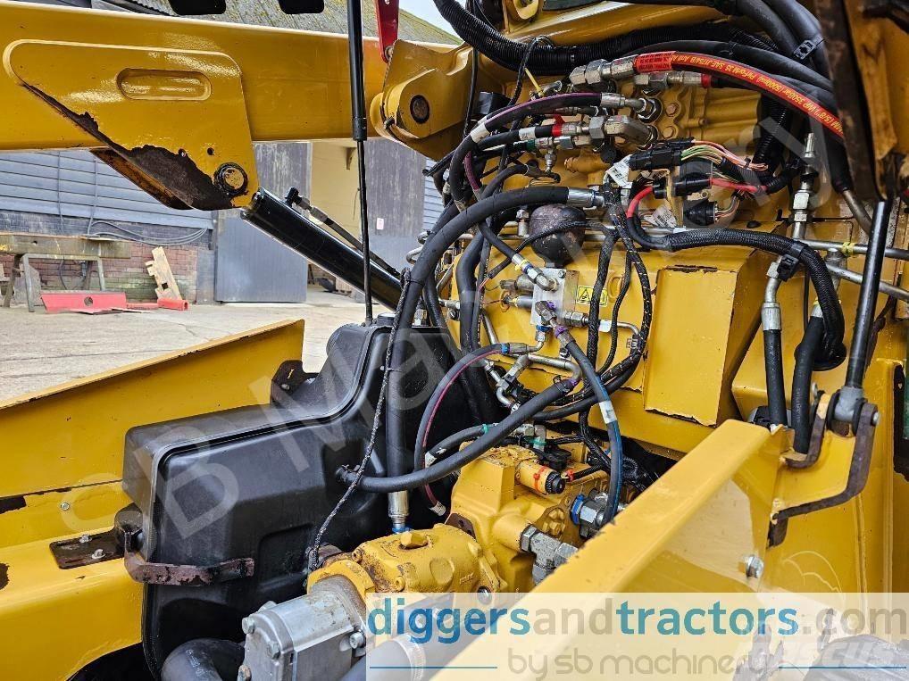 CAT 257 D Chargeuse compacte