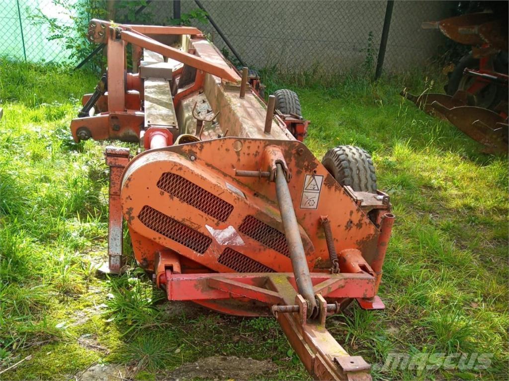 Kuhn NK 4801 Entretien du sol - Autres