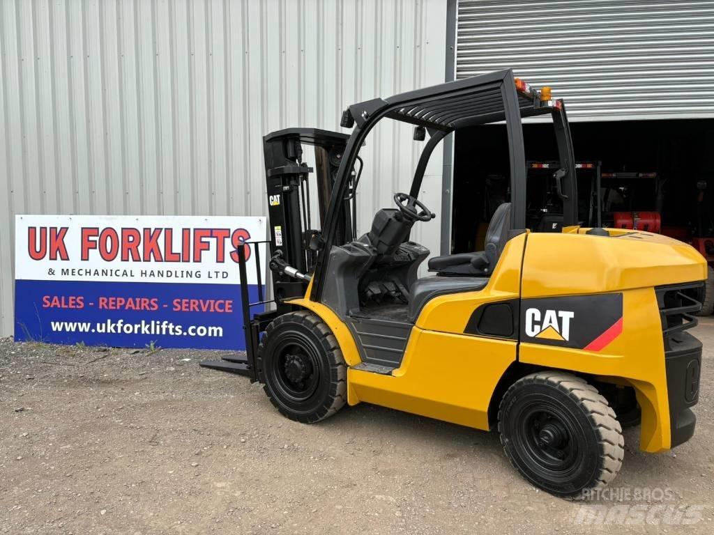 CAT DP40NT Chariots diesel