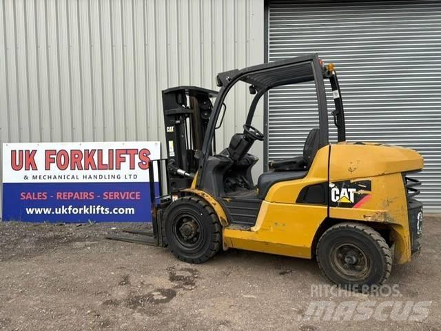 CAT DP40NT Chariots diesel