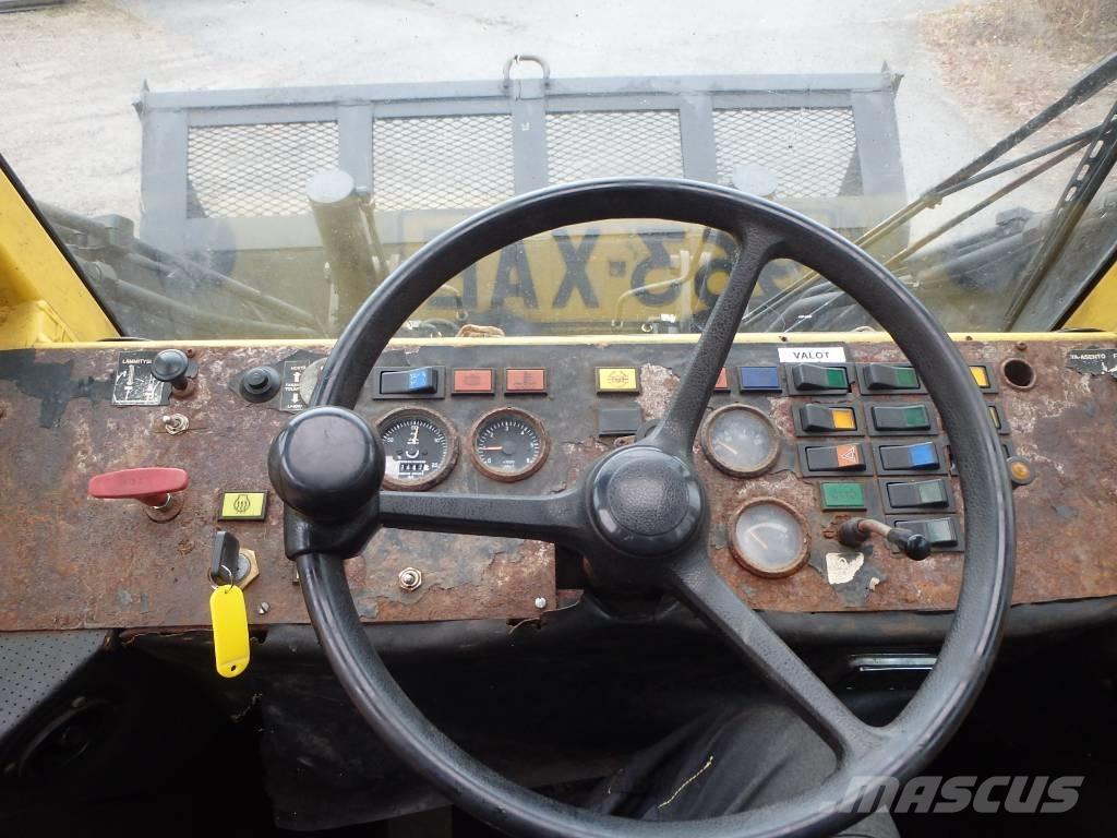 Wille 745 V 4x4 Chargeuse sur pneus