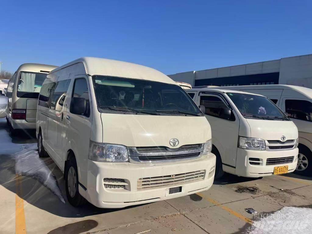Toyota Hiace Autobus interurbain
