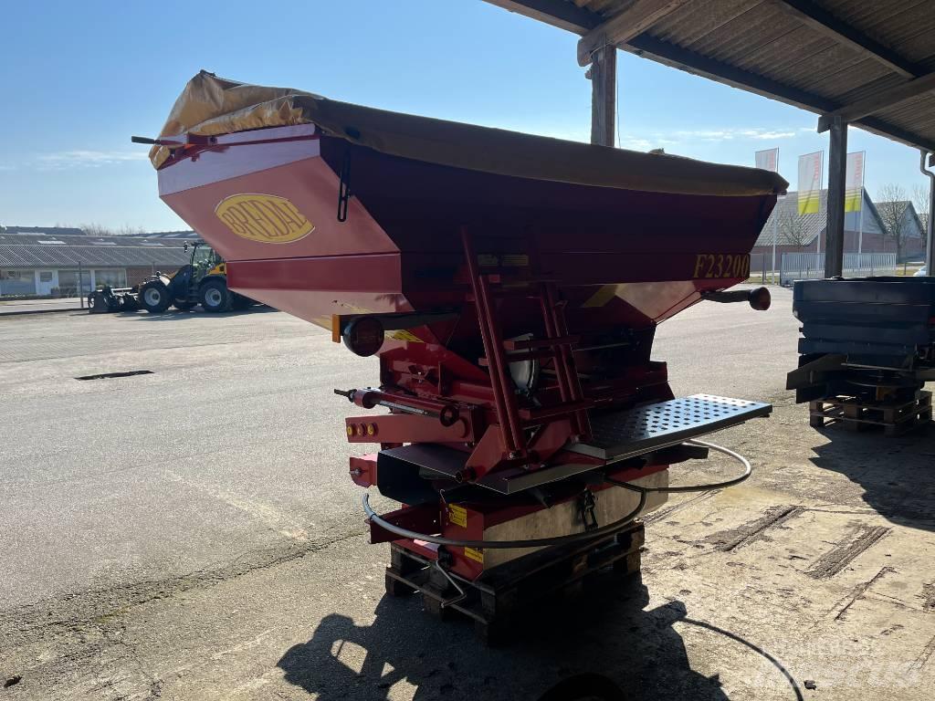 Bredal F2 3200 Epandeur de fumier