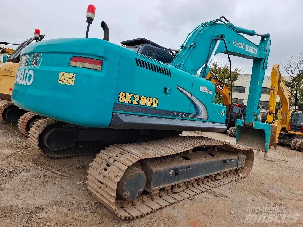 Kobelco SK 260 LC Pelle sur chenilles