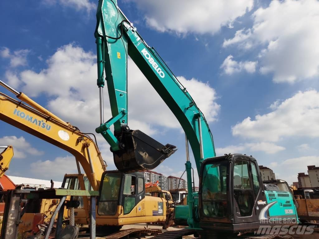 Kobelco SK 200 Pelle sur chenilles