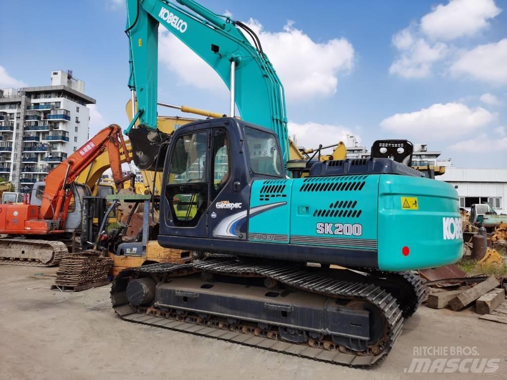 Kobelco SK 200 Pelle sur chenilles