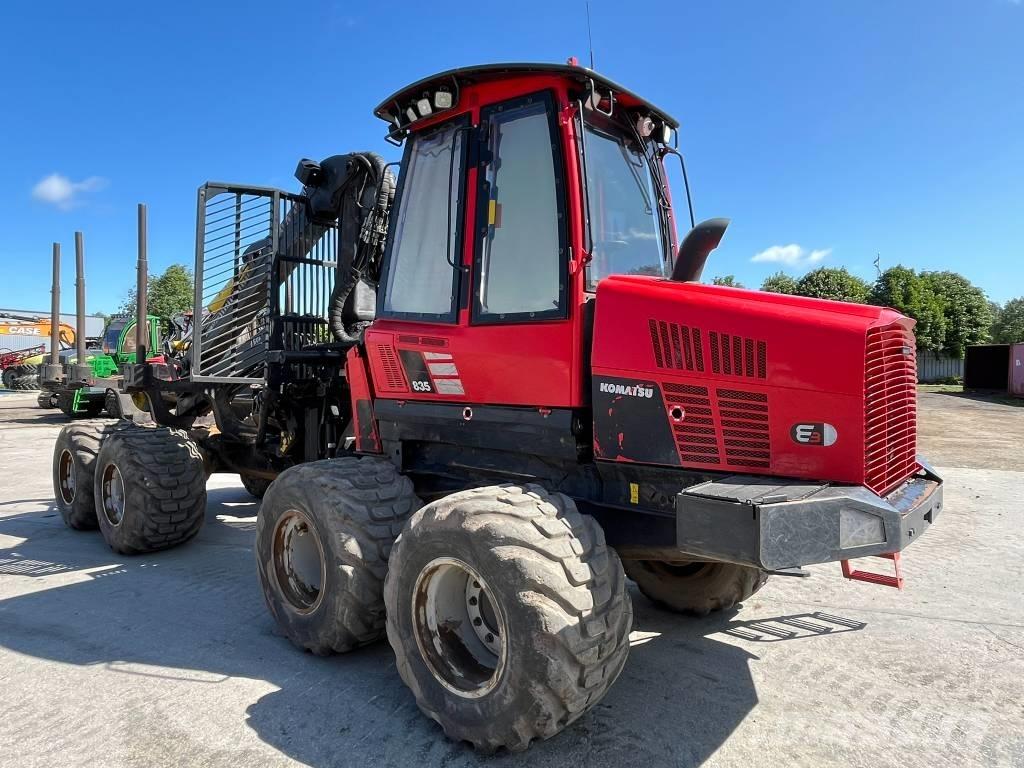 Komatsu 835 Porteur