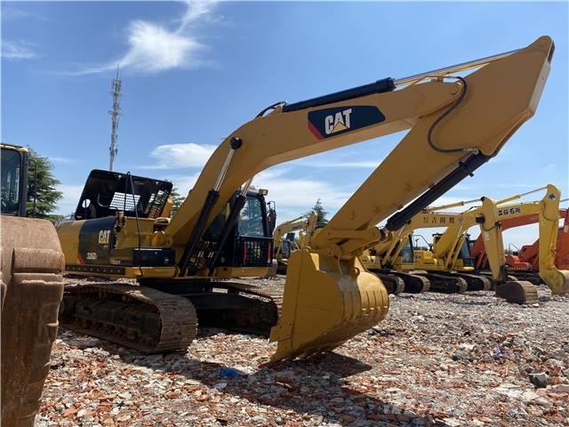 CAT 326D2 Pelle sur chenilles