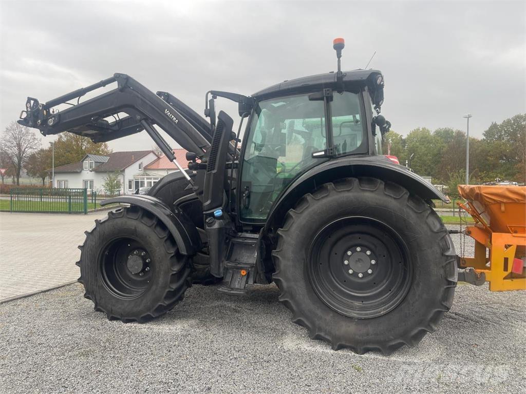 Valtra N 175 Tracteur