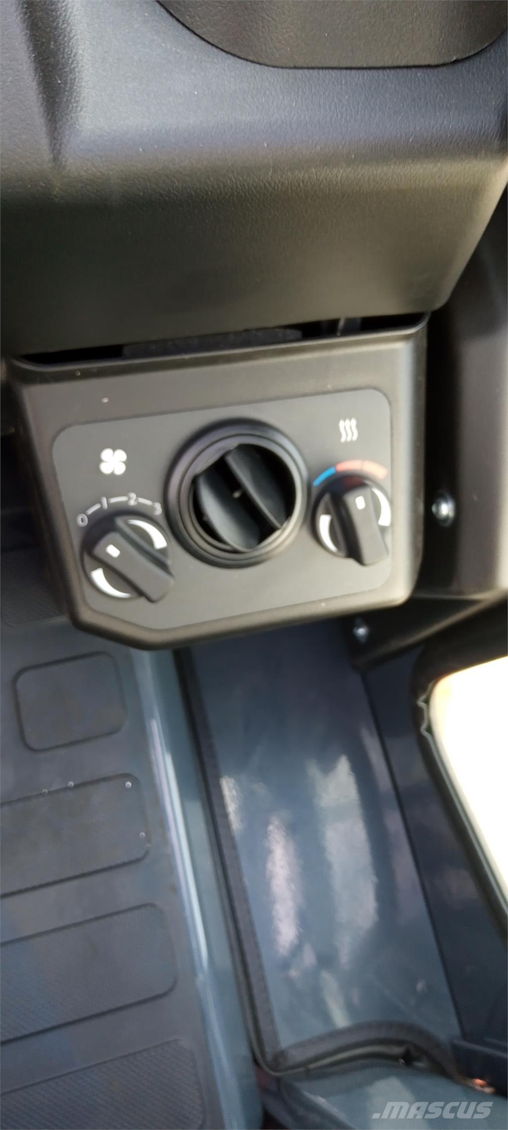 Toyota 8FBMT50 Chariots élévateurs électriques