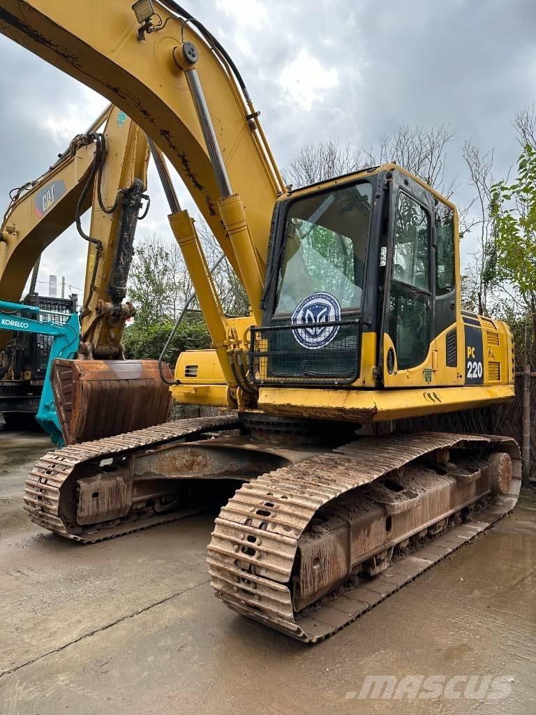 Komatsu PC 220-8 Pelle sur chenilles