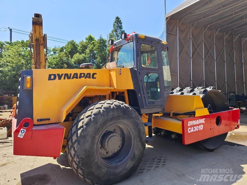 Dynapac CA 301 D Rouleaux monocylindre