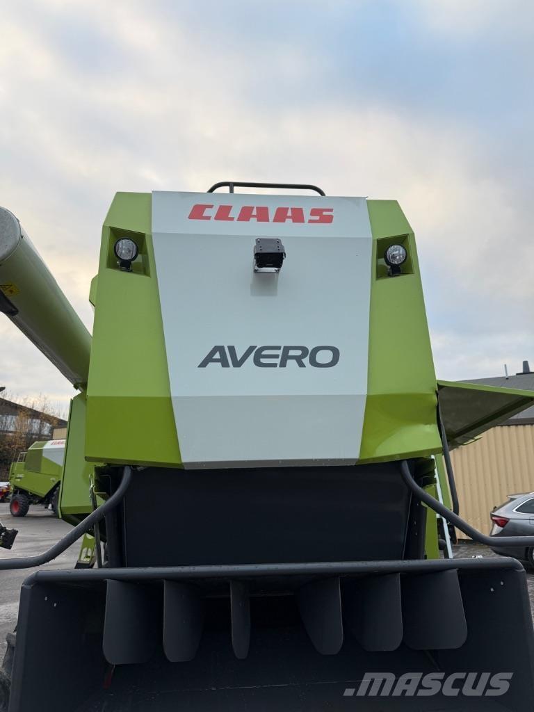CLAAS Avero 240 Moissonneuse batteuse