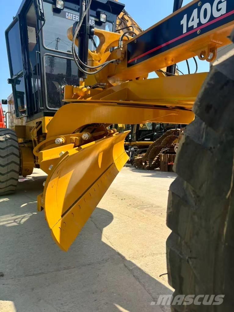 CAT 140G Niveleuse