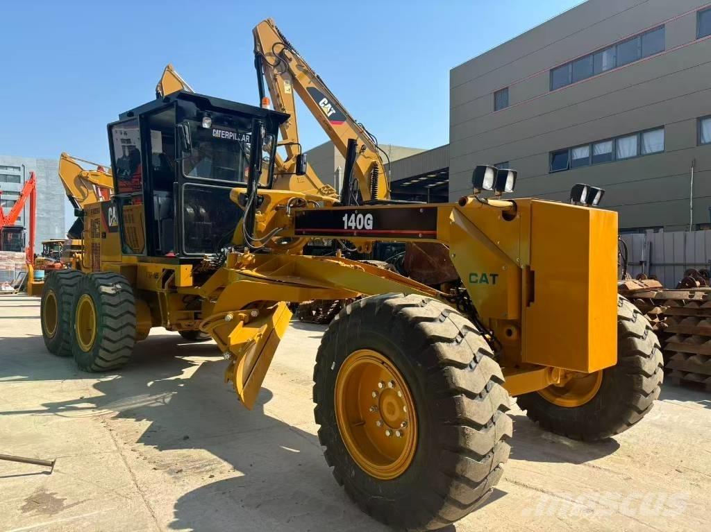 CAT 140G Niveleuse