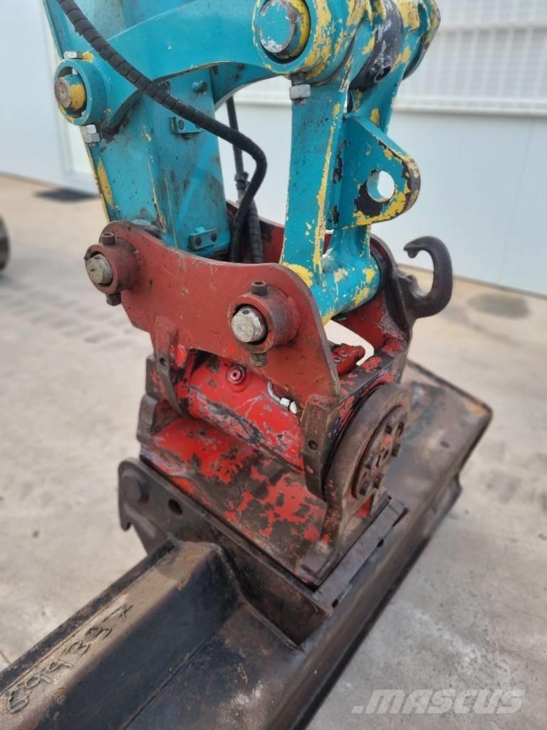 Yanmar Vio 80-1A Mini pelle 7t-12t