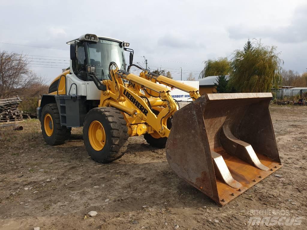 Liebherr L 524 Chargeuse sur pneus