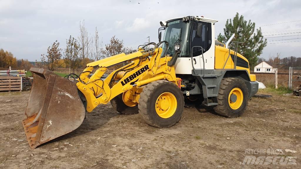 Liebherr L 524 Chargeuse sur pneus