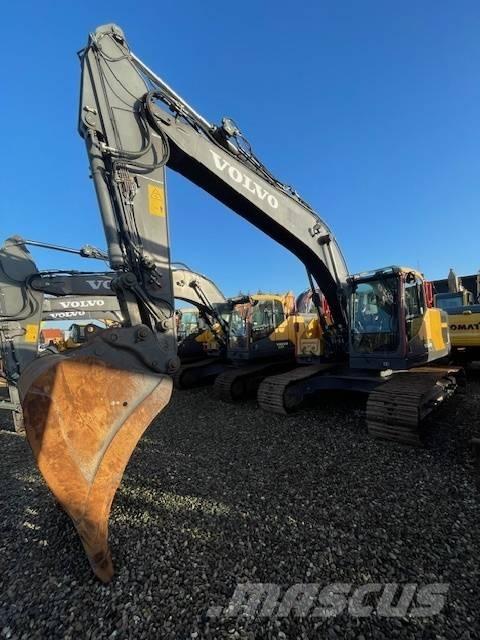 Volvo EC220EL Pelle sur chenilles