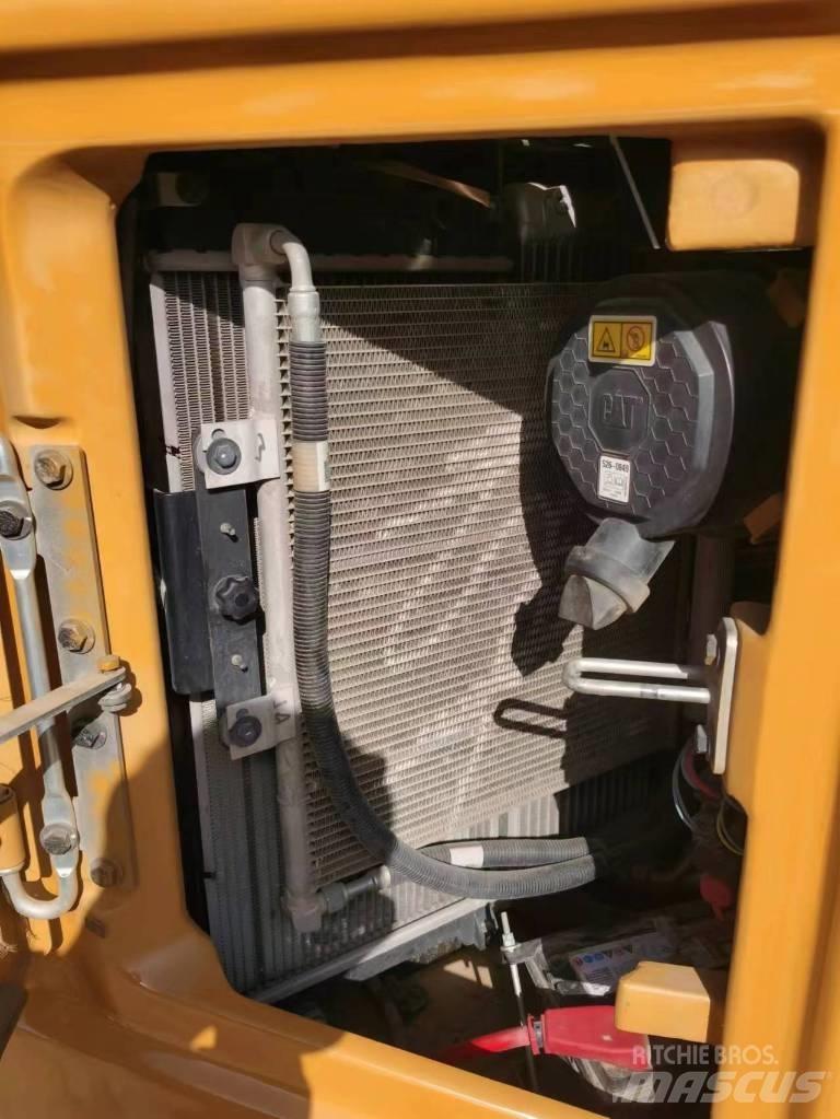 CAT 306 Mini pelle < 7t