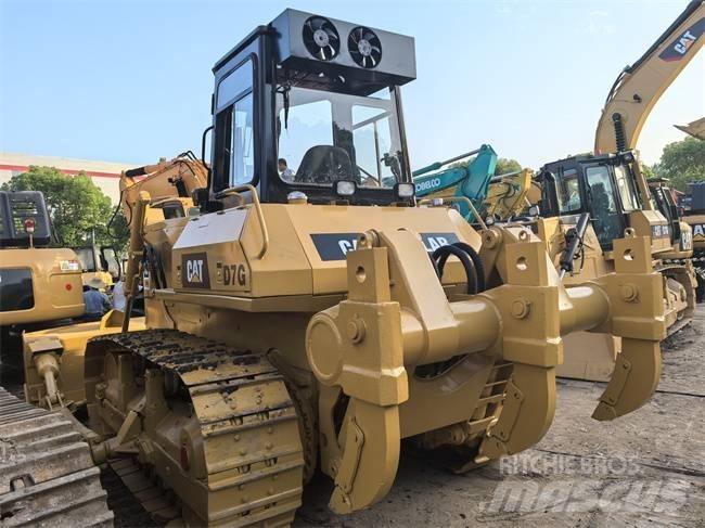 CAT D 7 G Bouteurs sur chenilles
