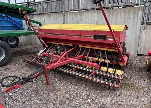 Väderstad Rapid400C Semoir combiné