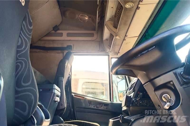 Iveco Stralis 460 Autre camion
