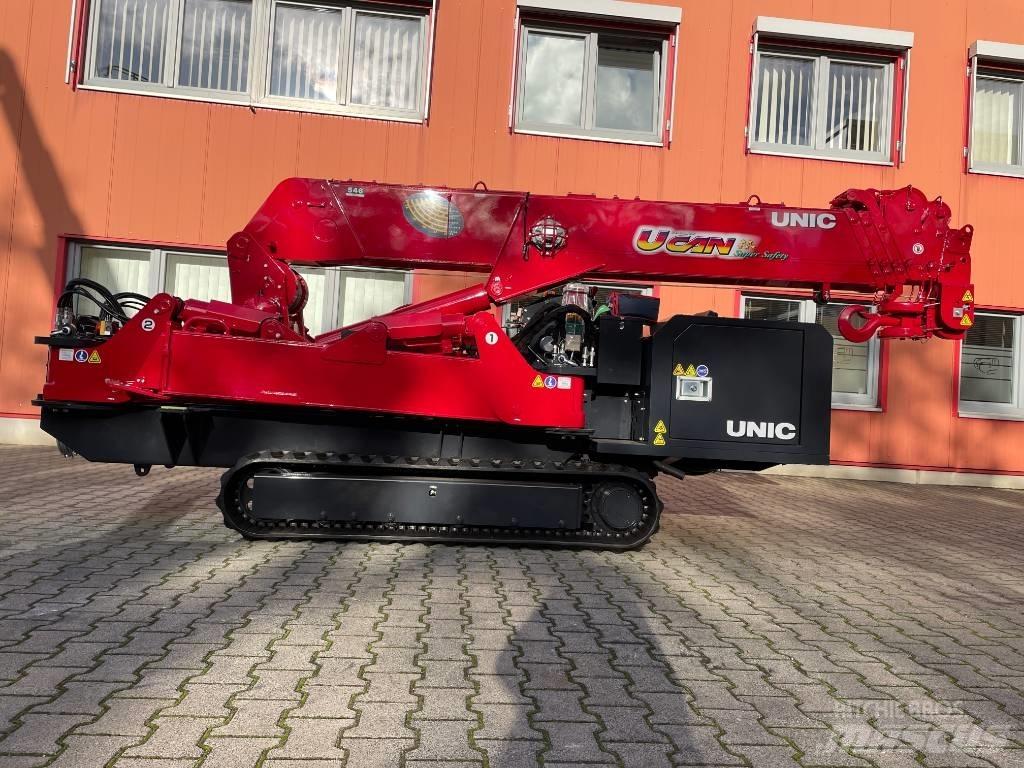 Unic URW-546 Mini grue
