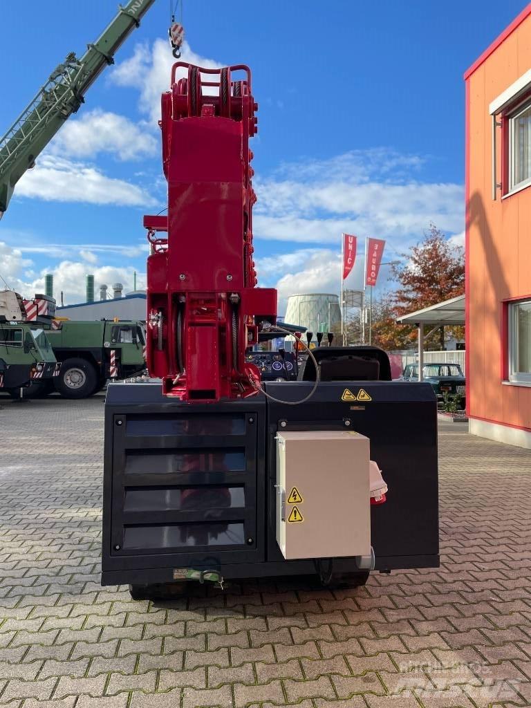 Unic URW-546 Mini grue