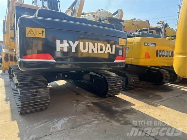 Hyundai Robex 220 LC Pelle sur chenilles