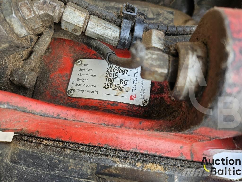 CAT 305.5E2CR Mini pelle < 7t
