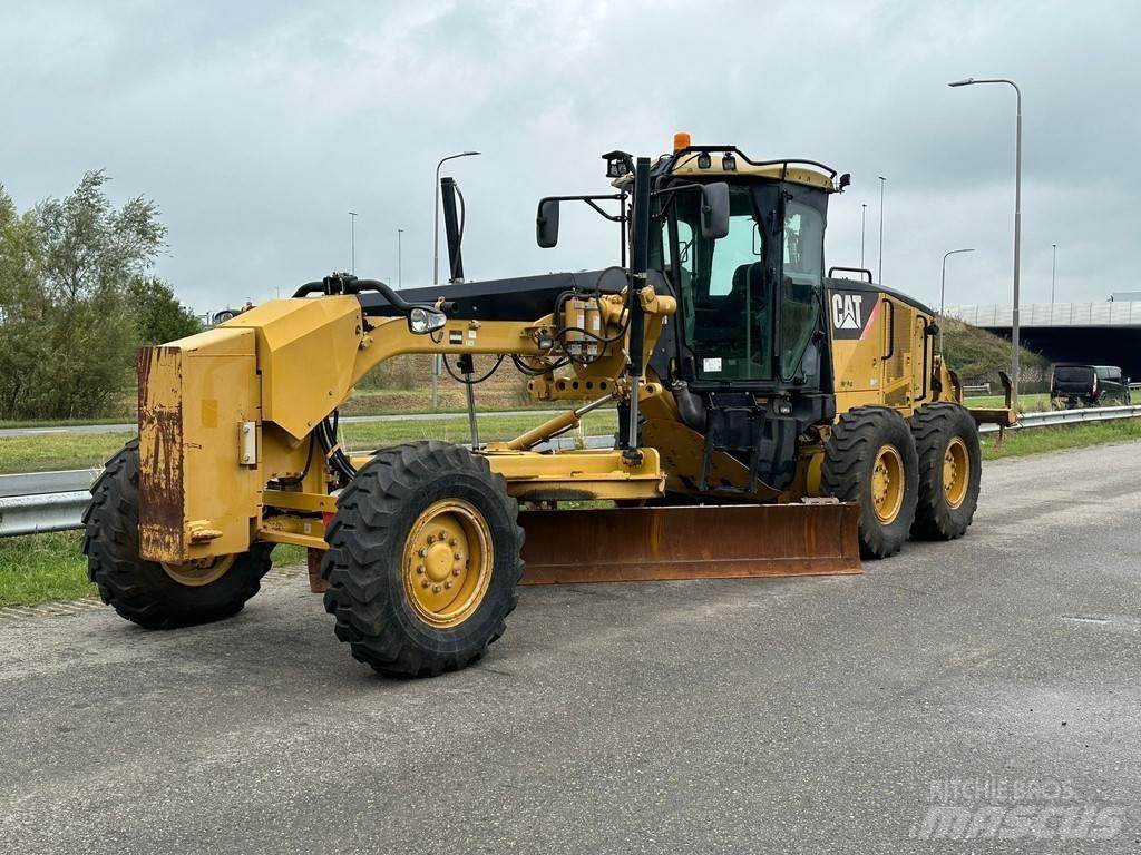 CAT 140M Niveleuse