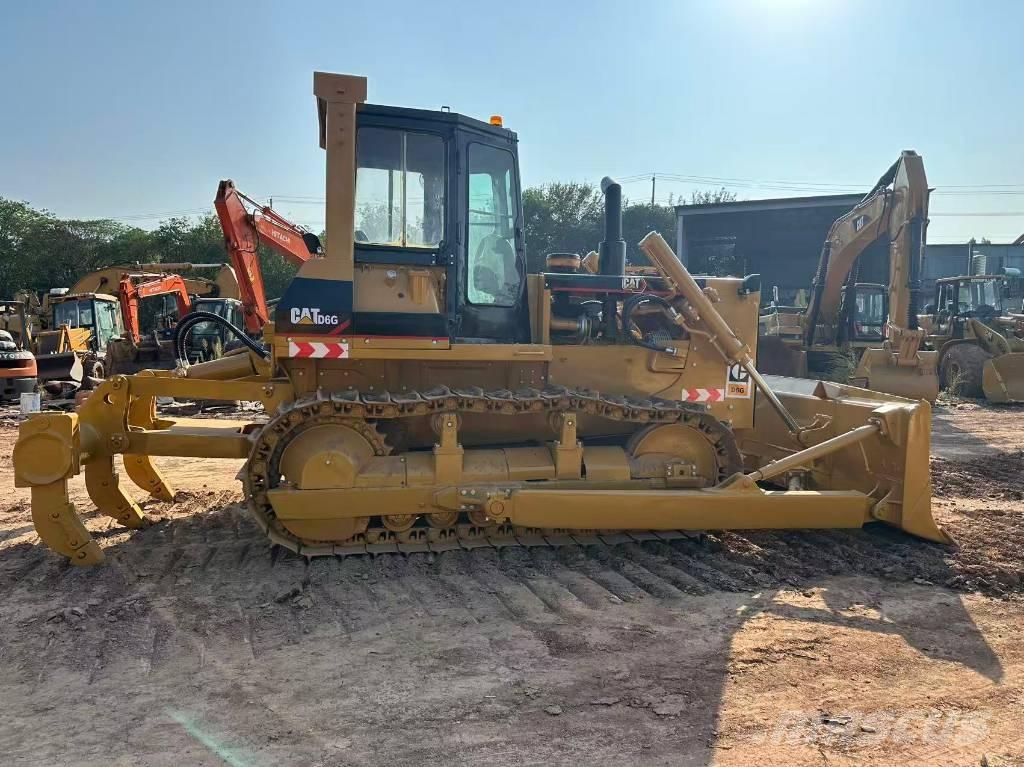 CAT D6G Bouteurs sur chenilles