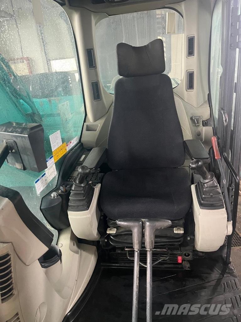 Kobelco SK210 N LC Pelle sur chenilles