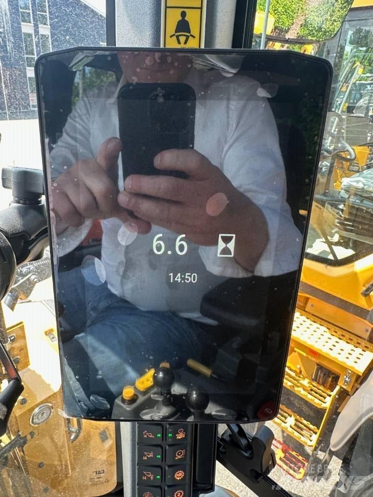 CAT 938 Chargeuse sur pneus