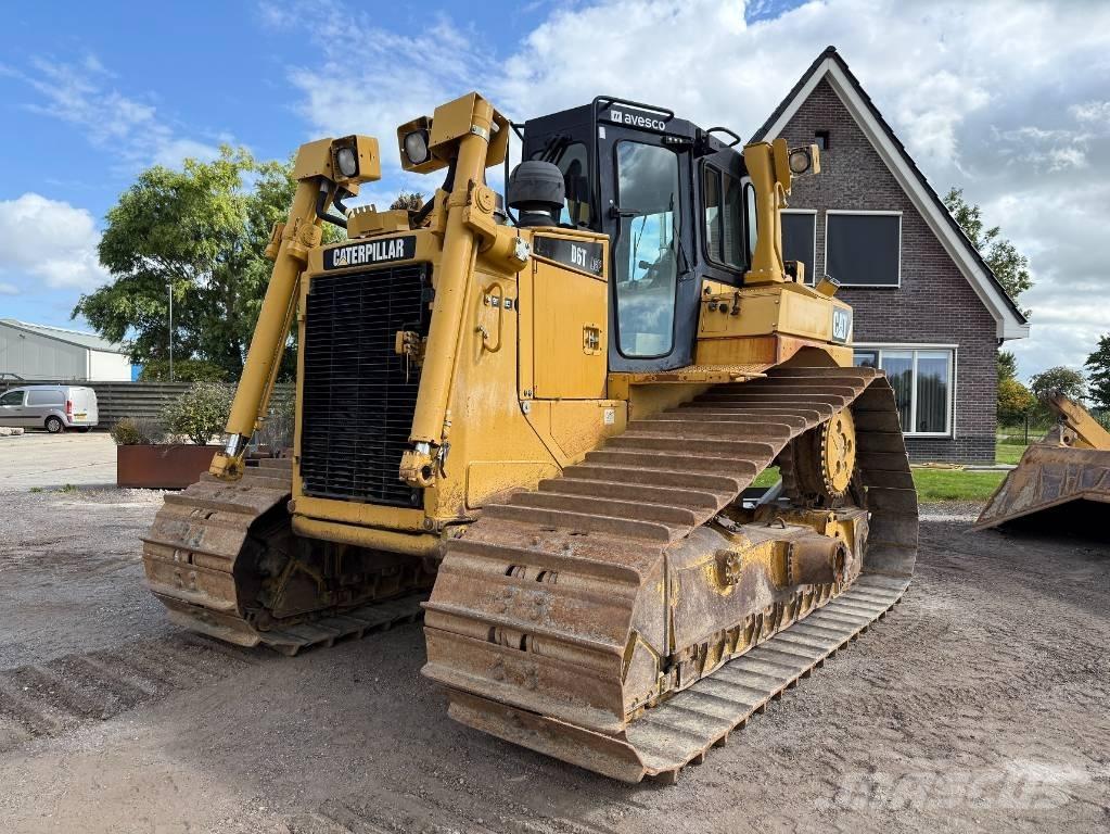 CAT D 6 T LGP Bouteurs sur chenilles