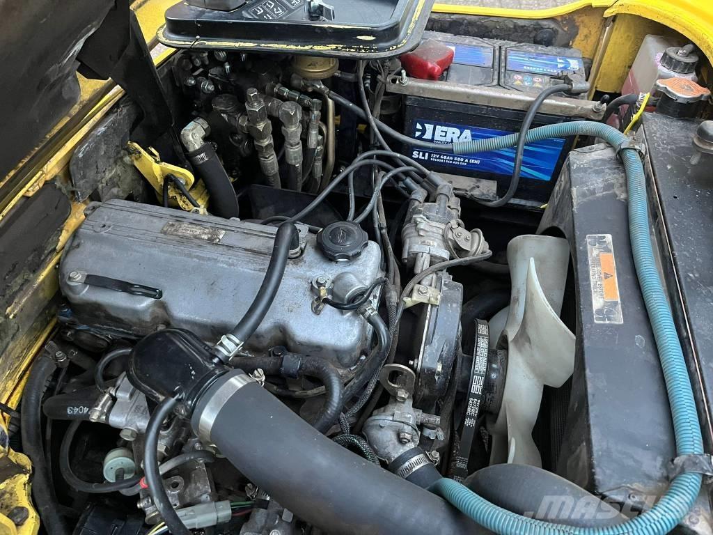 Hyster H3.00XM Chariots GPL