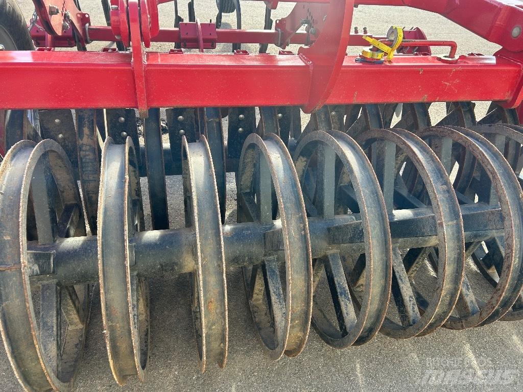 Horsch Tiger 8 AS Déchaumeur, cultivateur