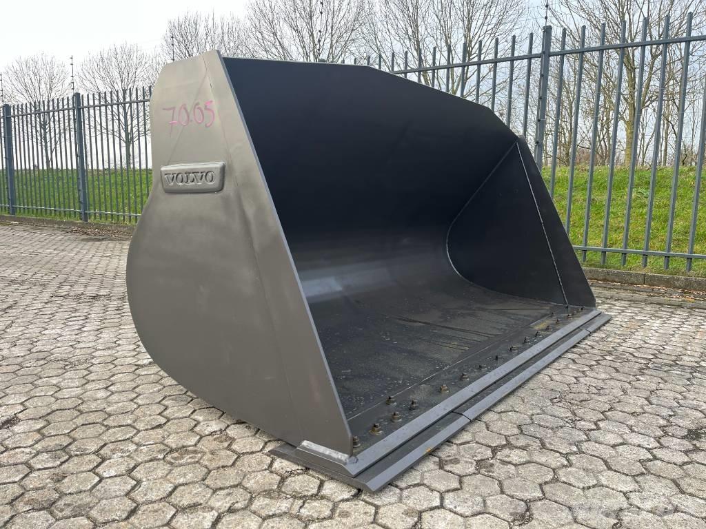 Volvo L 70 H Bucket Godet