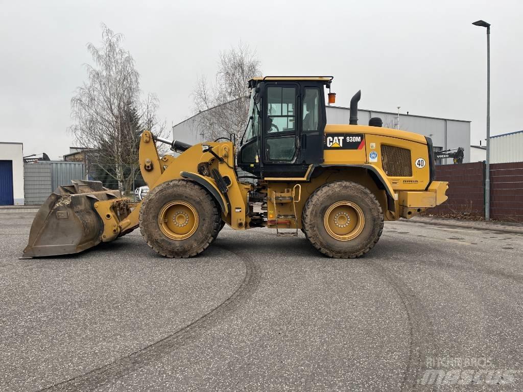 CAT 930M Chargeuse sur pneus