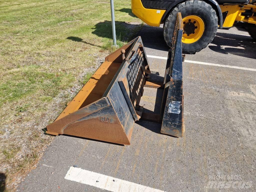 CAT 247 B 2 Chargeuse compacte