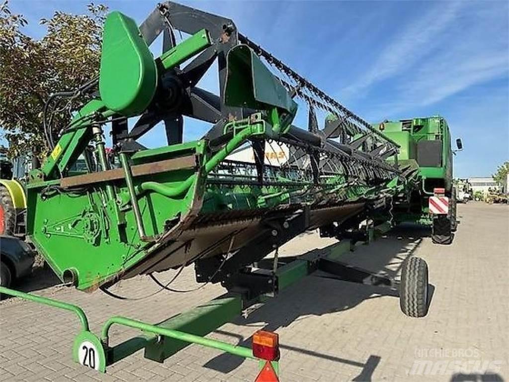 John Deere W550 Moissonneuse batteuse