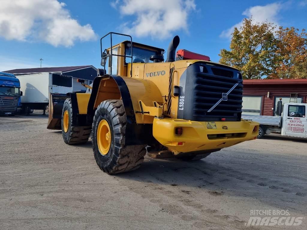 Volvo L 180 E Chargeuse sur pneus