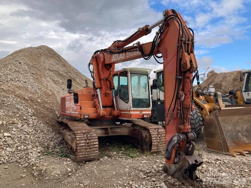 Atlas 1704 HD Pelle sur chenilles